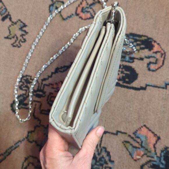 Worthington Quilted Envelope Flap Crossbody Bag - Picture 8 of 9